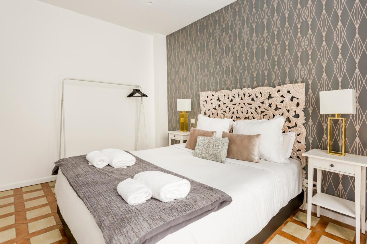 180 Suite Eden, Luxury Apt At Sacre Coeur ปารีส ภายนอก รูปภาพ
