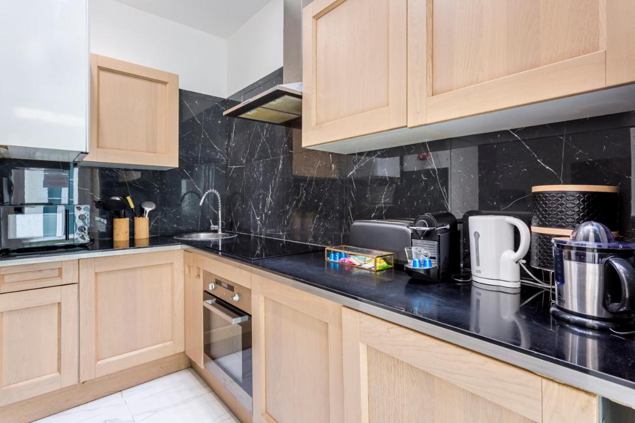 180 Suite Eden, Luxury Apt At Sacre Coeur ปารีส ภายนอก รูปภาพ